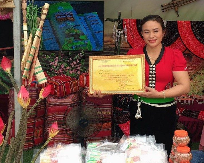 Thịt lợn sấy Lò Duyên – Hương vị Tây Bắc trong từng miếng thịt